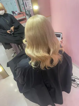 セミロング カラー 町田ブリーチ特化 MANATOのヘアスタイル