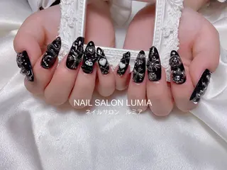 ネイル ネイルサロン ルミア Lumia 店長施術のネイルデザイン