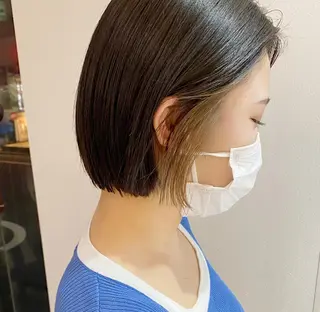ショート カラー RIRI💛 ママ美容師👶🏻のヘアスタイル
