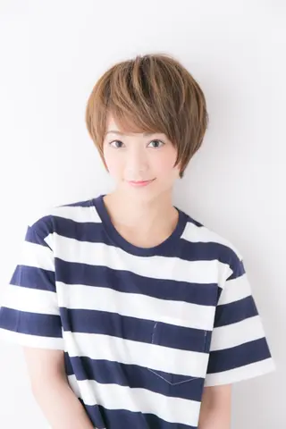 ショート カラー 羽田 ひろむのヘアスタイル