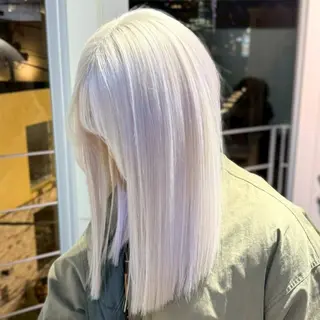 セミロング カラー ROIS 渋谷のヘアスタイル