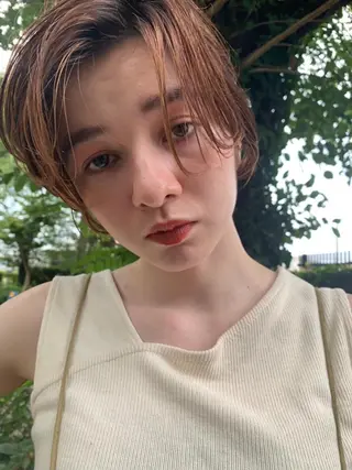 ショート カラー ヘアアレンジ REONA🪽✨薬院 レイヤーカット🫧のヘアスタイル
