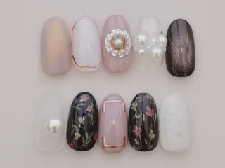 ネイル i+ söpö .nのネイルデザイン