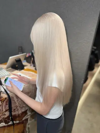 ロング PELE  原宿 airiのヘアスタイル