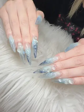 ネイル Lee Nailsのネイルデザイン
