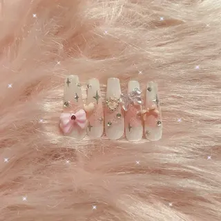 ネイル 🎀 アネラ しま  🎀のネイルデザイン