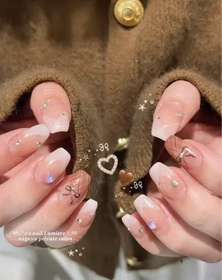ネイル e’s nail Lumièreのネイルデザイン