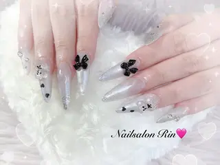 ネイル Nailsalon Rinのネイルデザイン