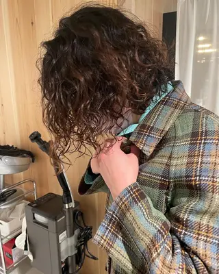ミディアム パーマ メンズ 吉田一輝 外国人パーマのヘアスタイル