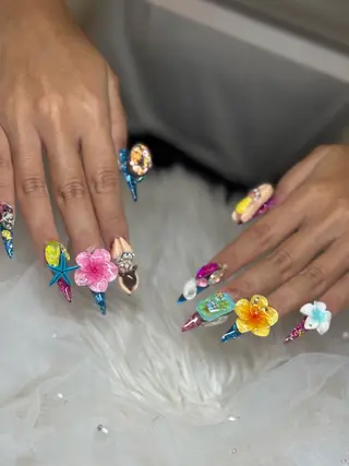 ネイル AOI💅🏾 LUCAS 千葉のネイルデザイン
