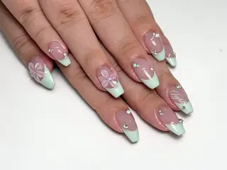 ネイル Noeme. junoのネイルデザイン