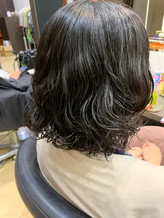 セミロング パーマ 石沢 知康のヘアスタイル