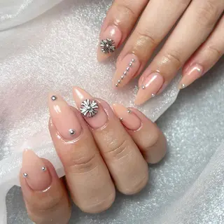 ネイル nailroom DIASOMNIAのネイルデザイン