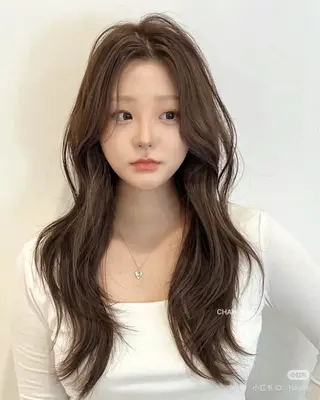 ロング カラー 【韓国レイヤー特化 ハッシュカット】のヘアスタイル