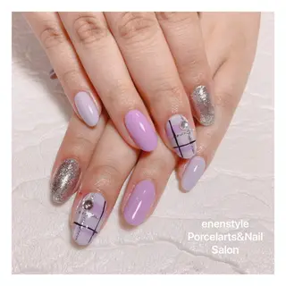 ミディアム ネイル 🐾enen style 🐾のネイルデザイン