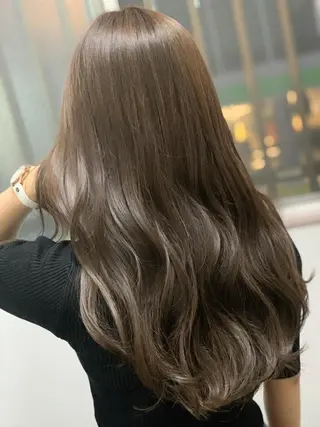 ロング カラー ハイトーン得意😍 Lumiereのヘアスタイル