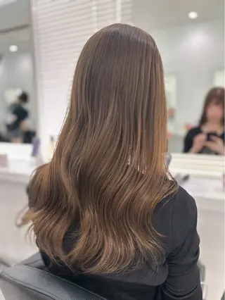セミロング カラー ヘアアレンジ 🌈くれは🎨デザイ ン🌟ダメージレスのヘアスタイル