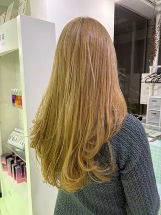 ロング 佐藤 志陽のヘアスタイル