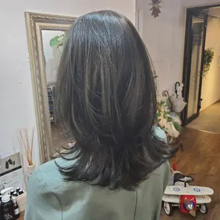 セミロング カラー 韓国風レイヤーカット 上手く丁寧早い/マツのヘアスタイル
