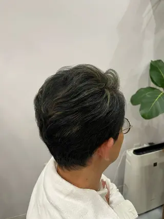 カラー メンズ SHIAN 橋本店 吉田 詩穂のヘアスタイル