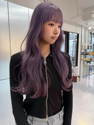 ロング カラー TATSUブリーチ/ ミルクティーベージュのヘアスタイル