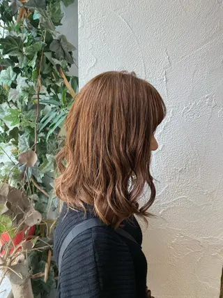 ショート カラー マルヤマ リナの眉毛・アイブロウイメージ