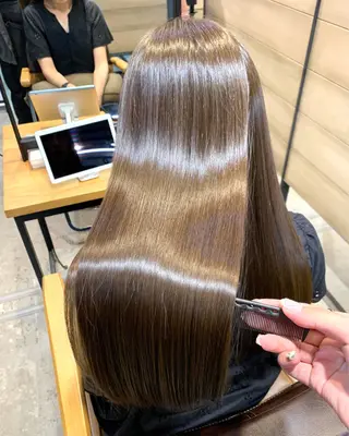 ロング ウルトワ髪質改善 ディレクター/熊倉都のヘアスタイル