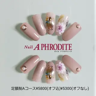 ネイル Nail  Aphroditeのネイルデザイン