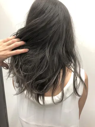 ロング カラー 🇺🇸龍ヶ崎ブリ ーチカラー🌴政野のヘアスタイル