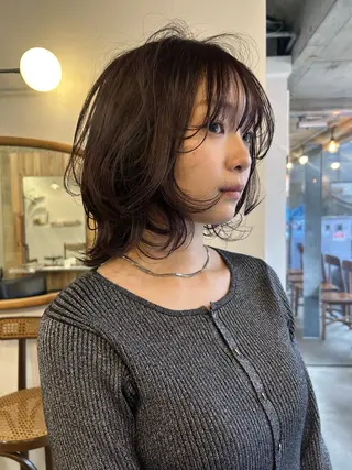セミロング カラー momona english okのヘアスタイル