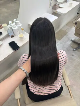 ロング カラー Core茶屋町 HINATAのヘアスタイル