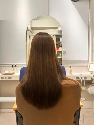 ロング SLASHスラッシュ 伊藤眞代のヘアスタイル