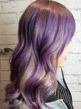 ロング カラー パーマ 大阪レミーエクステ チビ編み込みのヘアスタイル