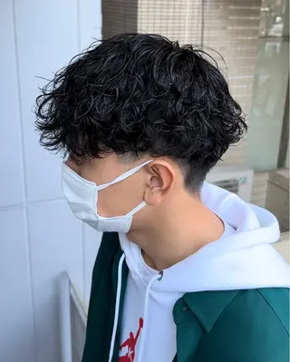 パーマ メンズ 曲がる縮毛矯正 LIBER 岩名のヘアスタイル