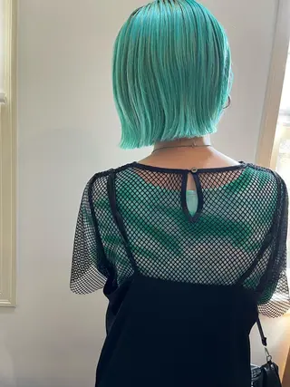 ショート カラー eri kinjoのヘアスタイル