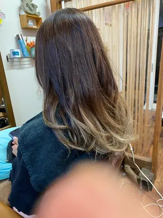 ロング カラー 神谷 知紀のヘアスタイル