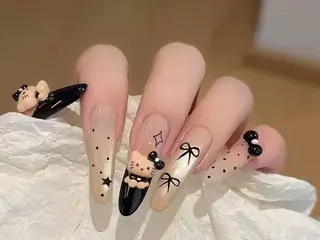 ネイル Lily ✨のネイルデザイン