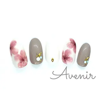 ネイル Avenir 表参道 nail&eye予約のネイルデザイン