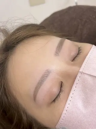 アイブロウ Eyelash salon MoNaのマツエク・マツパデザイン