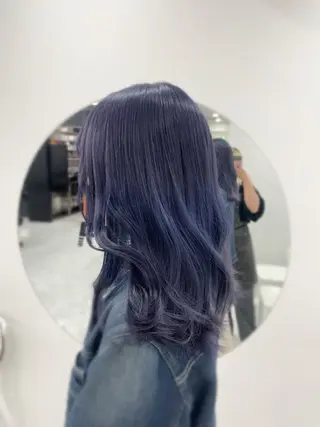 カラー 🤍ハイトーン寒色 🤍MADOKAのヘアスタイル