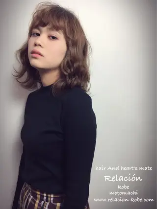 ミディアム カラー パーマ 岩崎 克秀のヘアスタイル