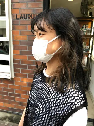ミディアム カラー eri kinjoのヘアスタイル
