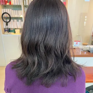 ミディアム カラー パーマ 黒崎 美乃里のヘアスタイル