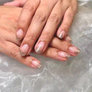 ネイル kina Ｗ🦭のネイルデザイン