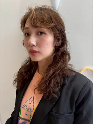ロング カラー パーマ cana 札幌レイヤースタイルのヘアスタイル