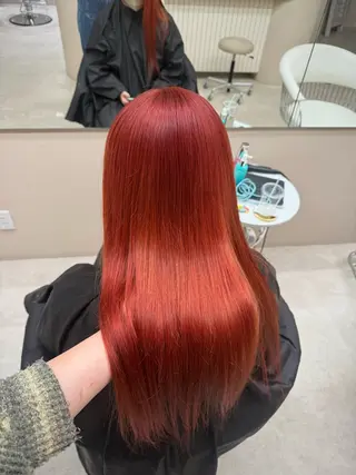 ロング カラー 濵田 結月のヘアスタイル