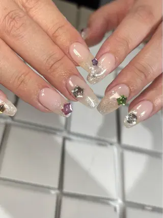ネイル émure. パラジェル認定サロンのネイルデザイン