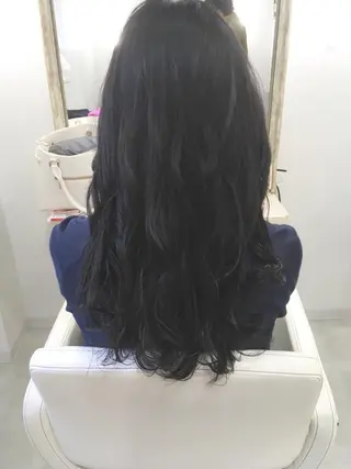 セミロング ロング カラー 髪質改善 中川 翔のヘアスタイル