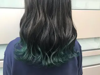 カラー 🌷小野田 睦🌷のヘアスタイル