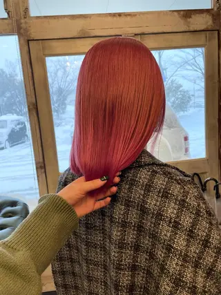 セミロング 山岸 朱里のヘアスタイル